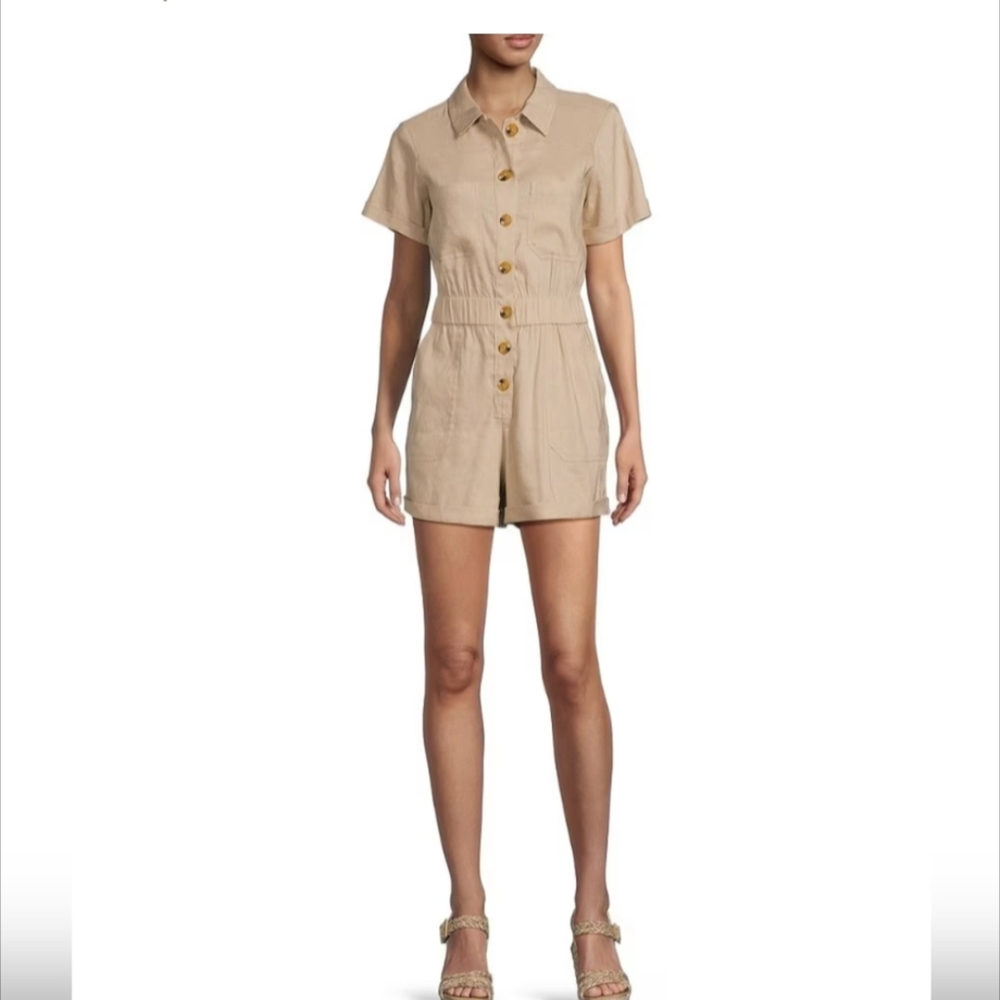 🌞🌞Giani Bernini Tan Button-Up Romper🌞🌞